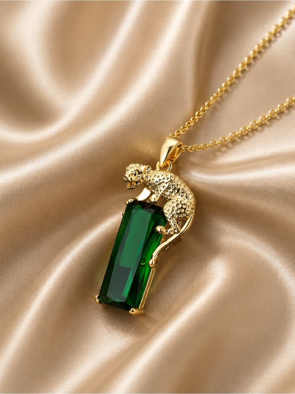 Panthere Emerald Green Crystal Gold Necklace